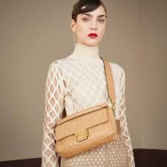 Fendi zucca baguette crossbody - Picture 11 of 14